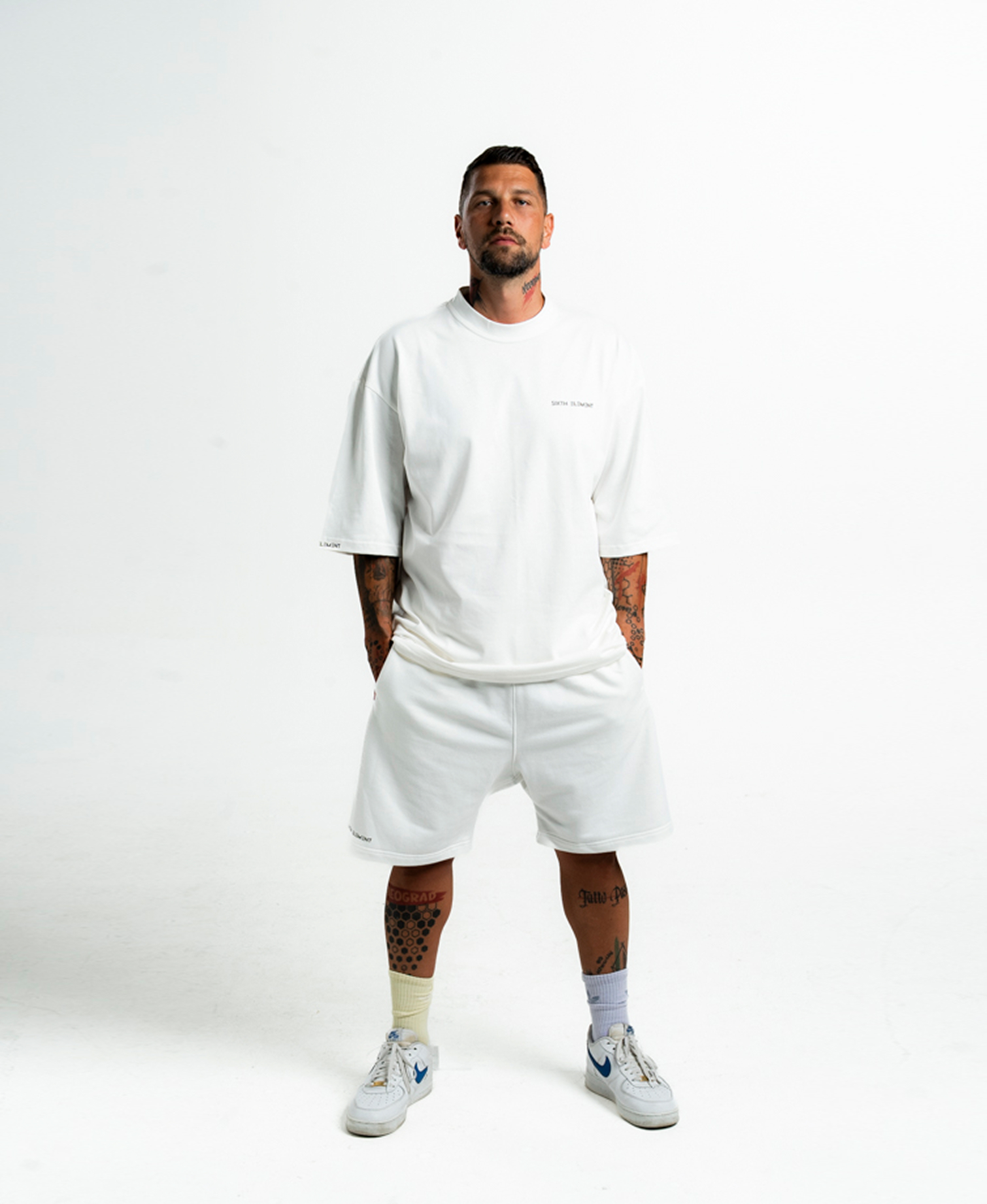 shorts white