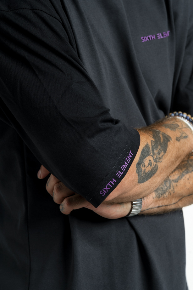 T black man detail